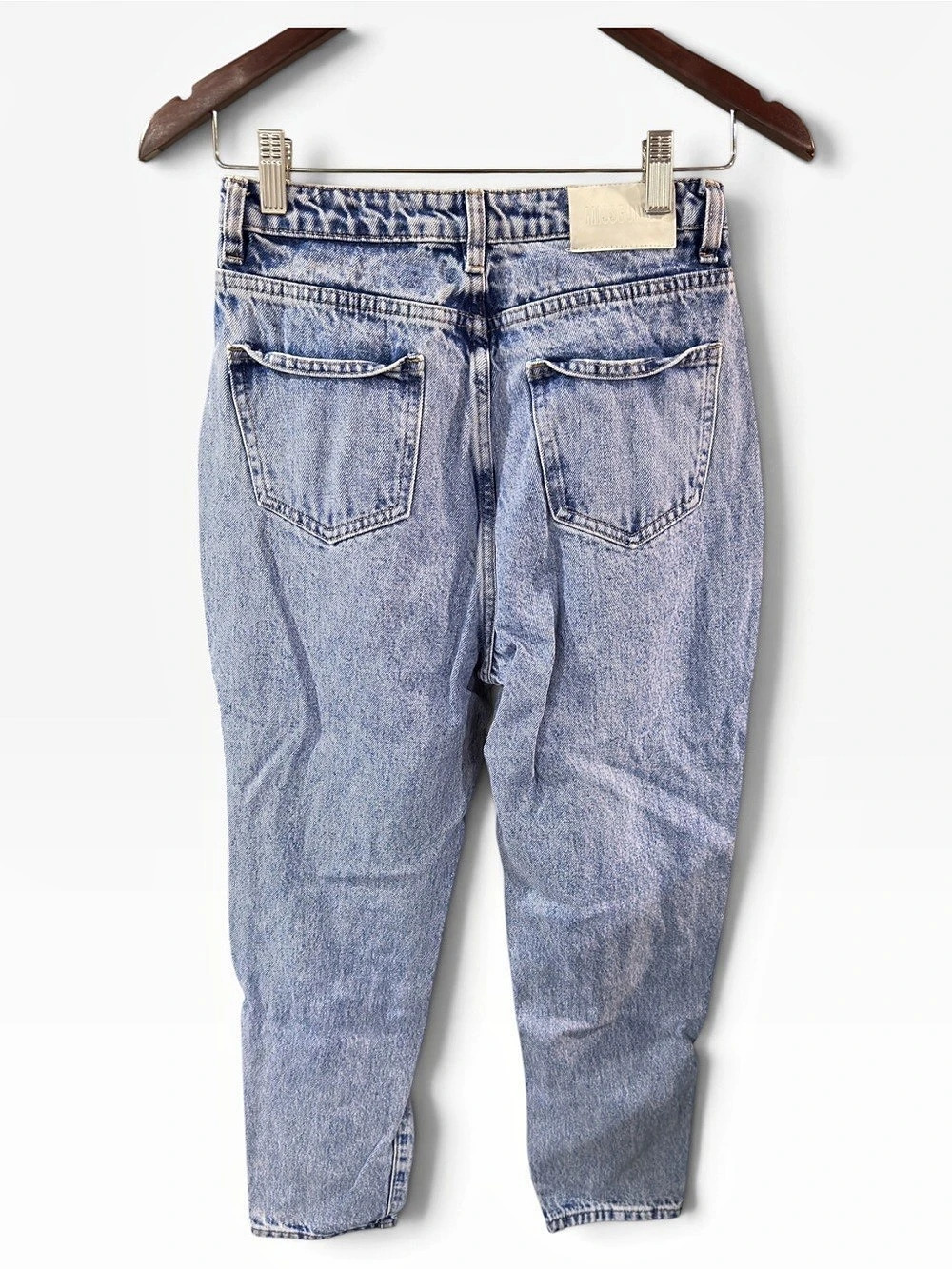 Missguided Riot High Rise Mom Jeans - Picture 2 of 6